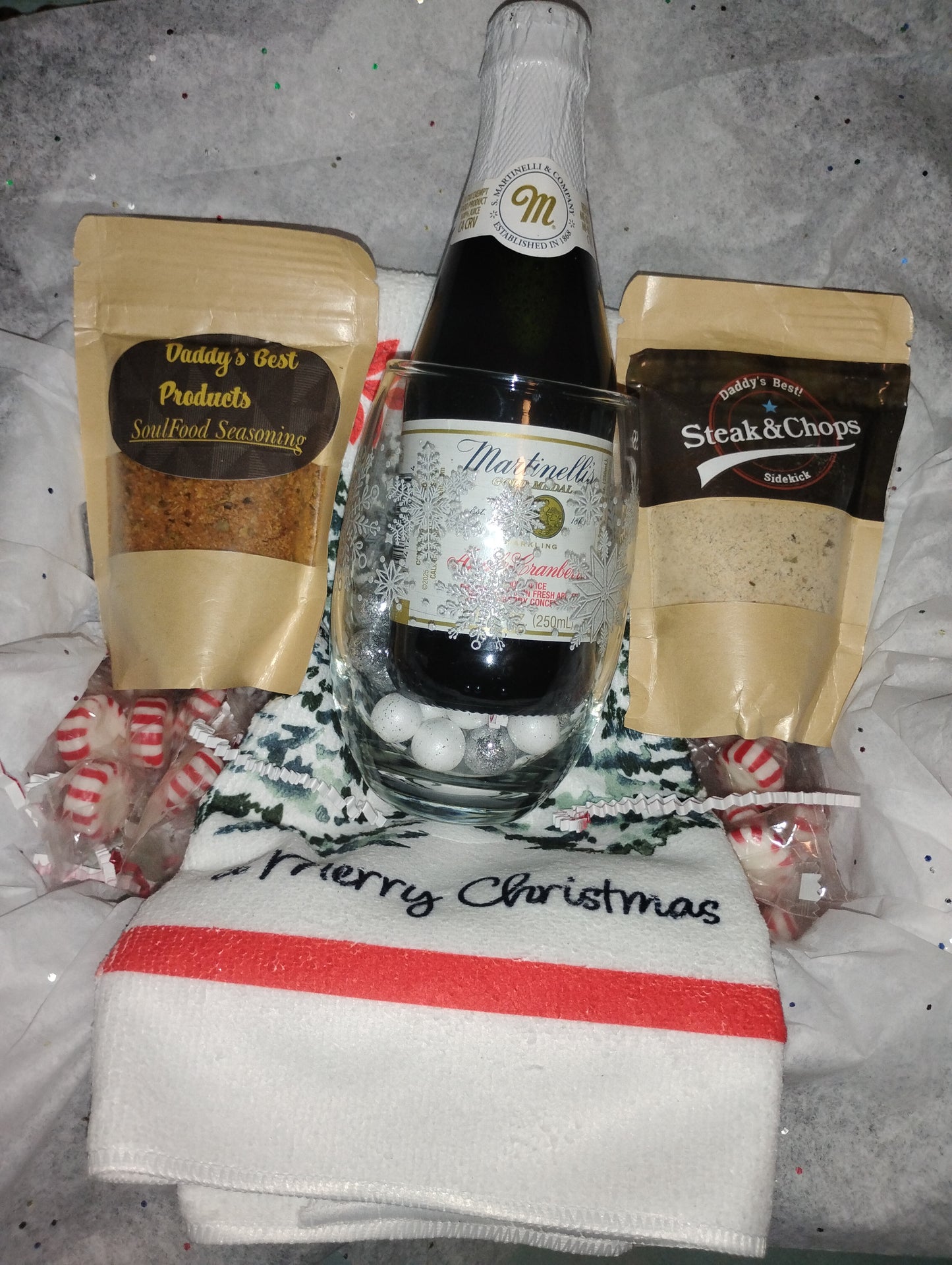 Holiday gifts baskets